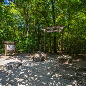 Skull Hollow Nature Trail