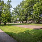 Park on 5th Etchen