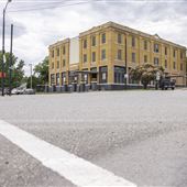 Campbell Hotel