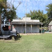 14 Flags Museum