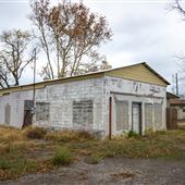 Abandoned Building on Grand Ave