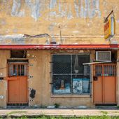 E Division St Liquor Store