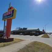 Thomas Restaurant
