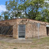 Gans Commercial Building