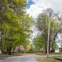 C St SW Roadview